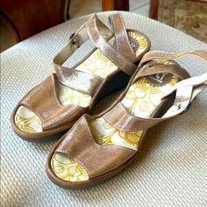 FLY London COOL Luna camel gold strappy wedge genuine leather 38